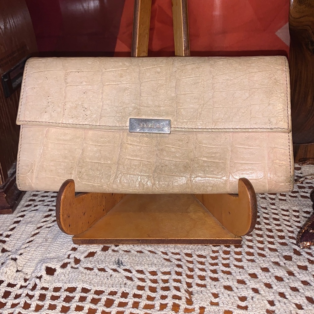 Furla long wallet